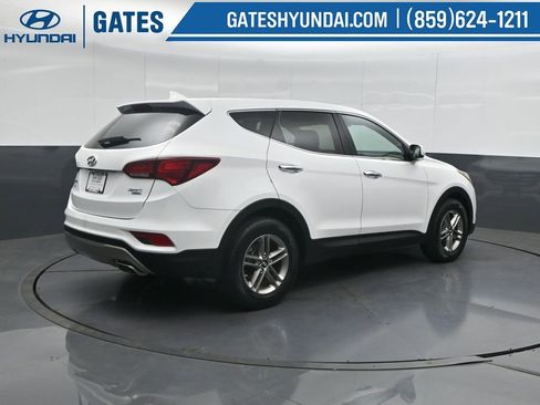 Used 2017 Hyundai Santa Fe Sport AWD/4WD image 2