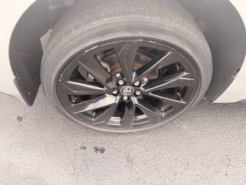Used 2022 Toyota Corolla SE FWD image 32