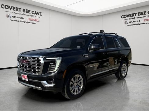 New 2026 GMC Yukon Denali w/ Sun & Power Step Package image 3