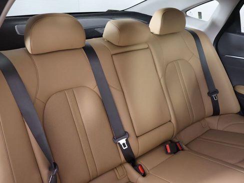Used 2025 Hyundai Sonata Limited FWD image 38