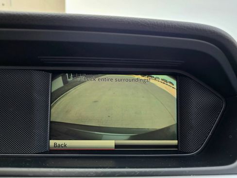 Used 2013 Mercedes-Benz C 250 Sedan image 32