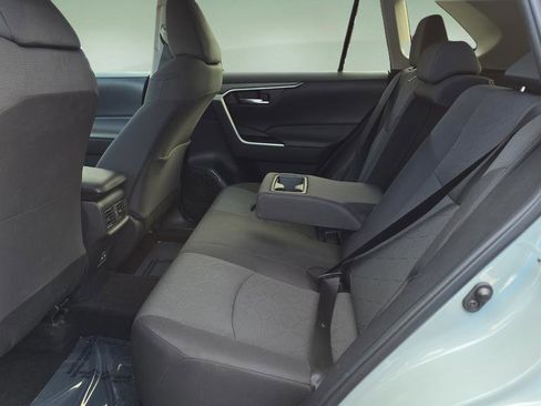 Used 2023 Toyota RAV4 XLE image 13