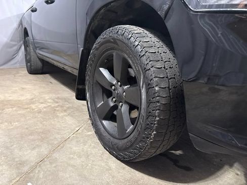 Used 2014 RAM 1500 Express w/ Black Ram 1500 Express Group AWD/4WD image 17