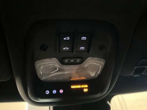 Used 2022 Chevrolet TrailBlazer RS w/ Sun and Liftgate Package image 26