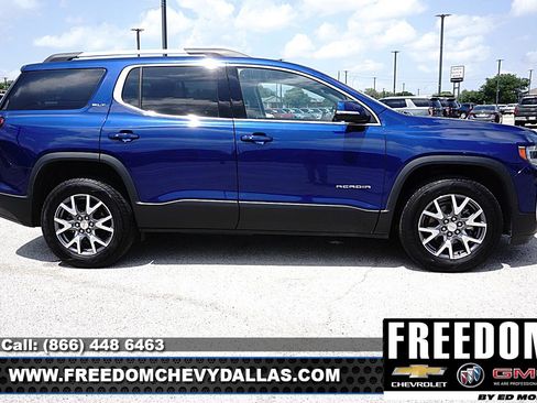 Used 2023 GMC Acadia SLT w/ Preferred Package image 41