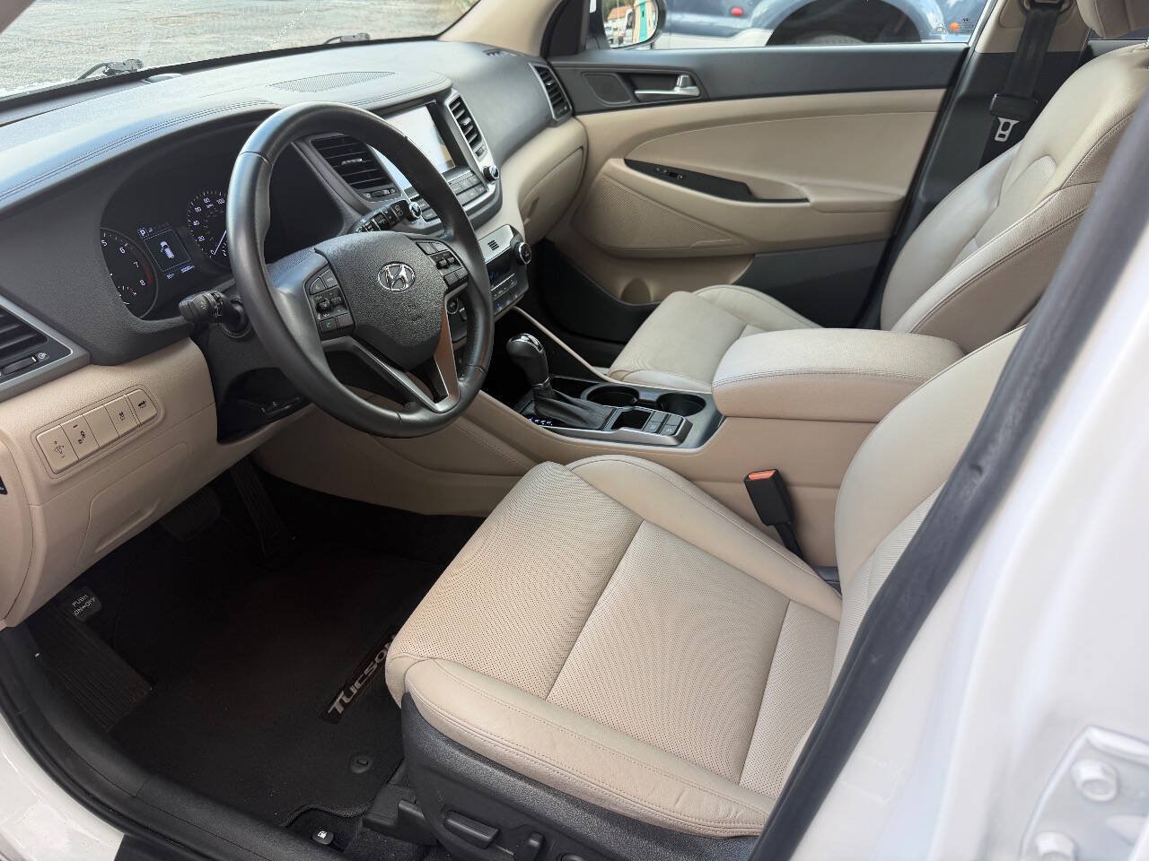 Used 2016 Hyundai Tucson Limited FWD image 7