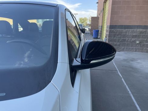 Used 2024 Volkswagen Jetta GLI Autobahn w/ GLI Black Package image 9