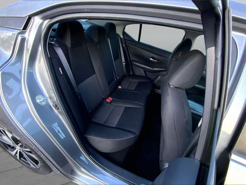 Used 2022 Nissan Sentra SV w/ All-Weather Package FWD image 16
