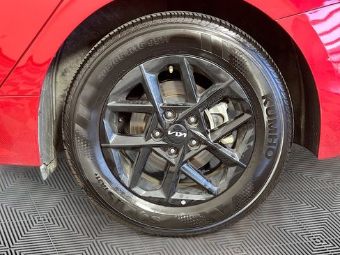 Used 2025 Kia K5 LXS image 33