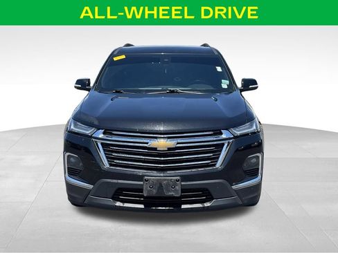 Used 2023 Chevrolet Traverse LT AWD/4WD image 3