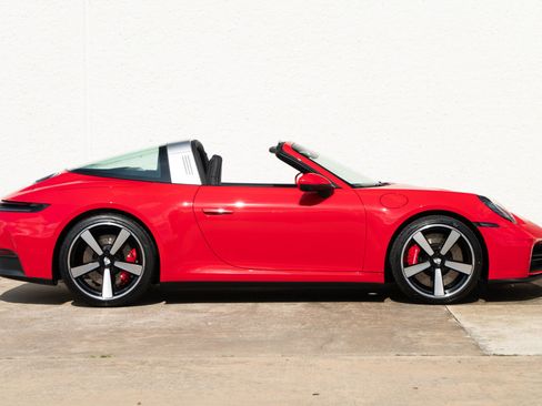 Used 2026 Porsche 911 Targa 4S AWD/4WD image 8