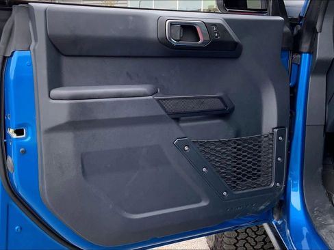 Certified 2025 Ford Bronco Big Bend w/ Black Diamond Package image 20