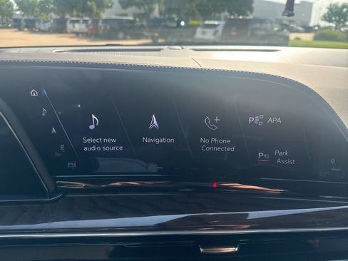 Certified 2024 Cadillac Escalade Sport Platinum w/ LPO, ONYX Package AWD/4WD image 10