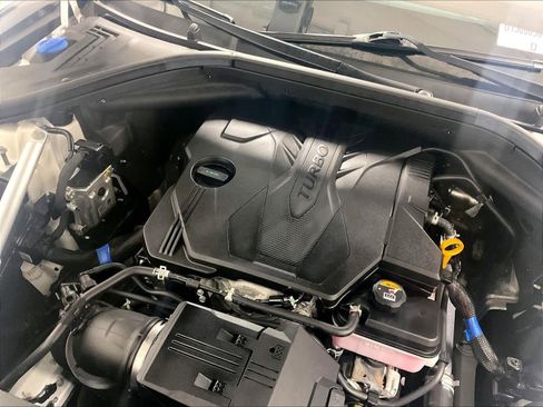 Used 2023 Genesis GV70 2.5T w/ Sport Prestige Package image 36