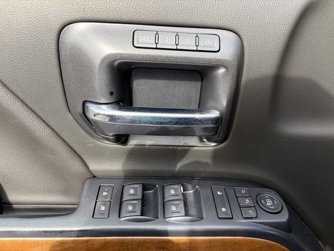 Used 2019 Chevrolet Silverado 2500 LTZ w/ Duramax Plus Package image 26