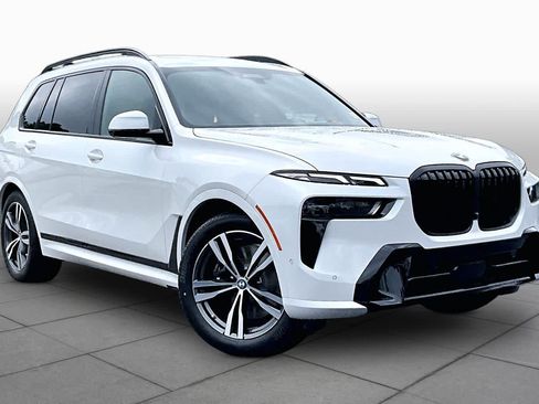 New 2027 BMW X7 xDrive40i w/ Executive Package AWD/4WD image 2