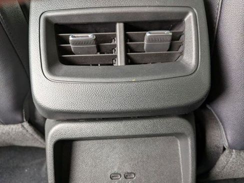 New 2026 Chevrolet Equinox EV LT image 24