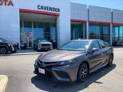 Certified 2024 Toyota Camry SE FWD image 2
