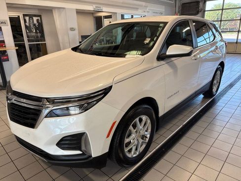 Used 2023 Chevrolet Equinox LT image 7