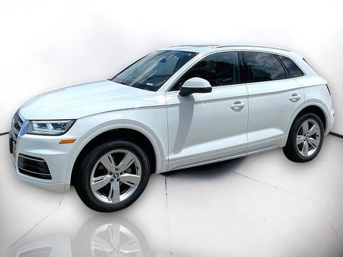 Used 2018 Audi Q5 2.0T Premium Plus w/ Premium Plus Package AWD/4WD image 2