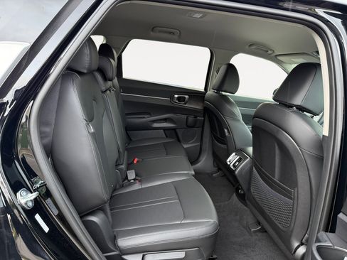 New 2026 Kia Sorento S image 18