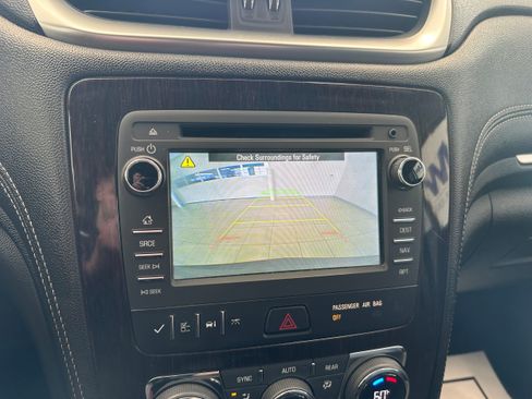 Used 2017 Chevrolet Traverse LT w/ Graphite Special Edition AWD/4WD image 20