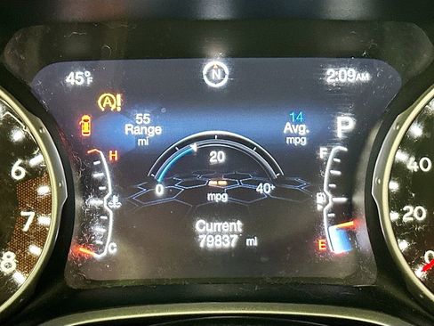 Used 2018 Jeep Compass Limited AWD/4WD image 13