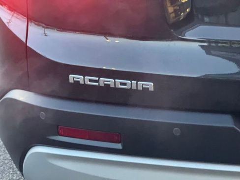 Used 2019 GMC Acadia SLE w/ Driver Alert Package I image 8