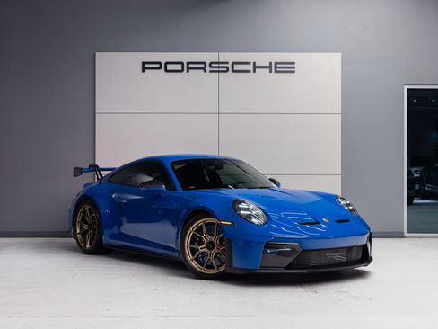 Certified 2026 Porsche 911 GT3 w/ Weissach Package RWD image 9