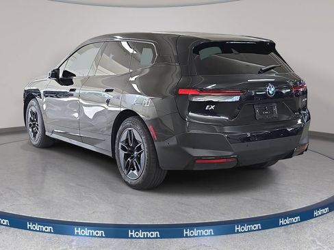 Used 2024 BMW iX xDrive50 AWD/4WD image 9