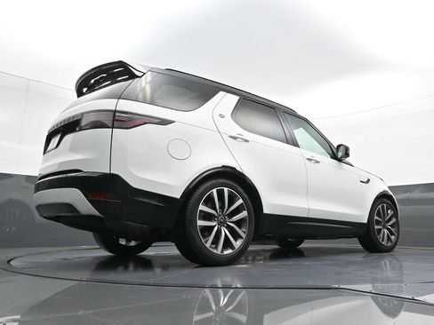 Used 2023 Land Rover Discovery HSE R-Dynamic AWD/4WD image 29