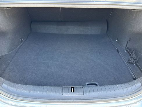 Used 2021 Genesis G70 2.0T image 23