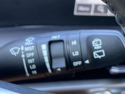 Used 2023 Kia Telluride S AWD/4WD image 19