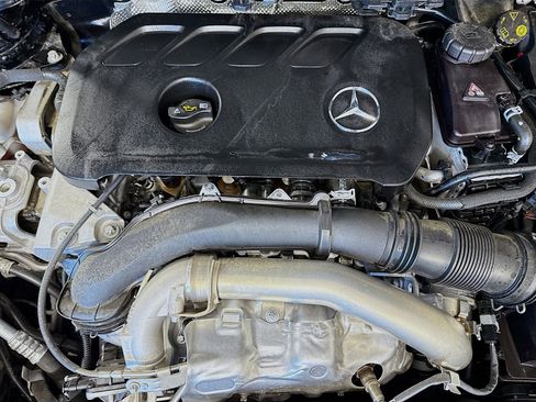 Used 2025 Mercedes-Benz GLA 250 4MATIC image 39