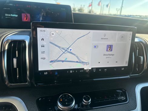 New 2025 Ford Expedition Tremor image 19