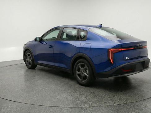 Used 2025 Kia K4 LXS image 6