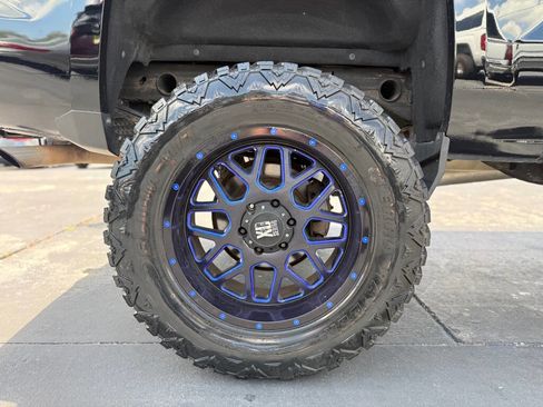 Used 2018 Chevrolet Silverado 1500 LT w/ All Star Edition RWD image 28