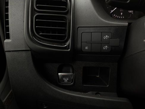 Used 2026 RAM ProMaster 2500 w/ Convenience Group FWD image 20