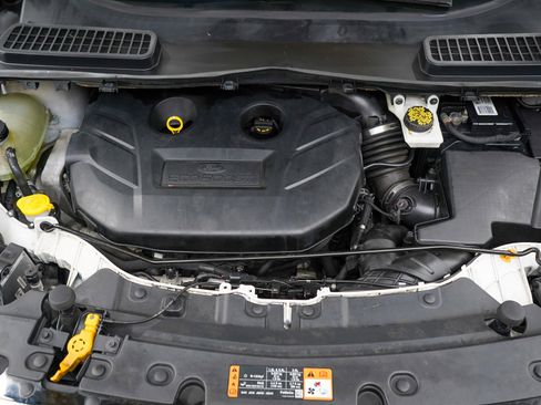 Used 2019 Ford Escape Titanium AWD/4WD image 33