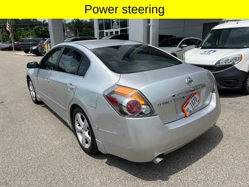 Used 2007 Nissan Altima 3.5 SE FWD image 4