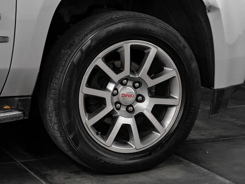 Used 2020 GMC Yukon XL Denali RWD image 65