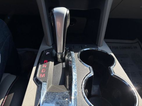 Used 2013 GMC Terrain SLT image 13