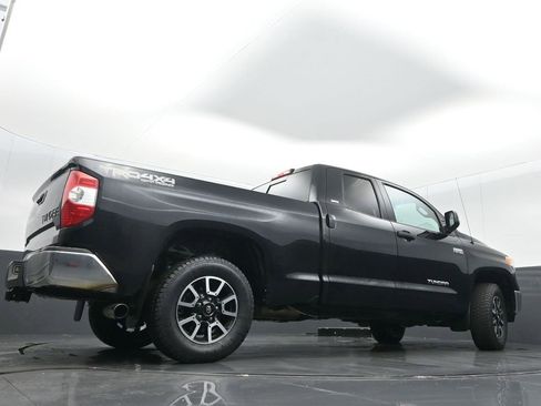Used 2017 Toyota Tundra SR5 image 31