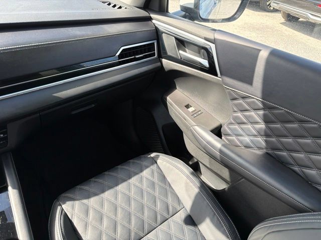 Used 2024 Mitsubishi Outlander SEL FWD image 31