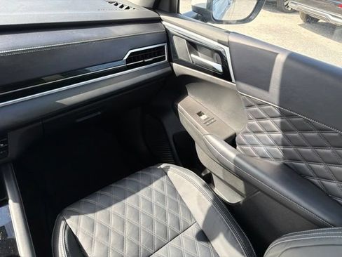 Used 2024 Mitsubishi Outlander SEL FWD image 31