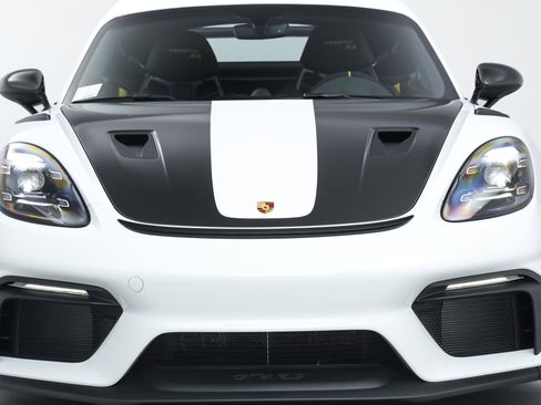 Used 2025 Porsche 718 Cayman GT4 RS RWD image 9