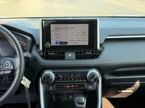 Certified 2025 Toyota RAV4 LE AWD/4WD image 17