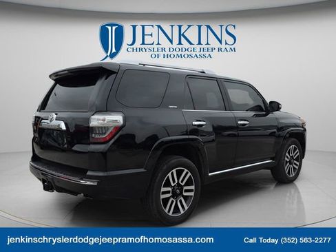 Used 2021 Toyota 4Runner Limited AWD/4WD image 3