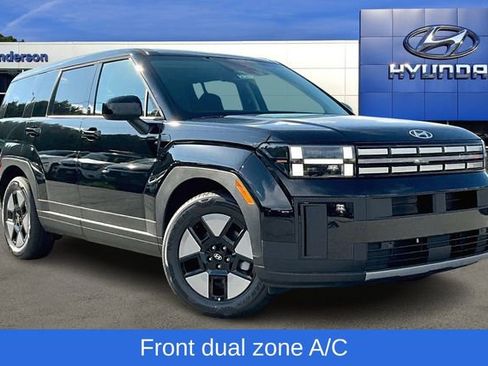 Used 2026 Hyundai Santa Fe SE image 2