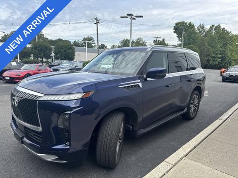 Used 2025 INFINITI QX80 Luxe AWD/4WD image 5